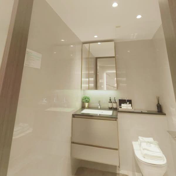 Chuan Park, 240 Lorong Chuan, 2 Bedrooms, 743 sqft, Condominium For Sale, by Kelly Kay, 500157933 - Bathroom - PropertyGuru.com.sg