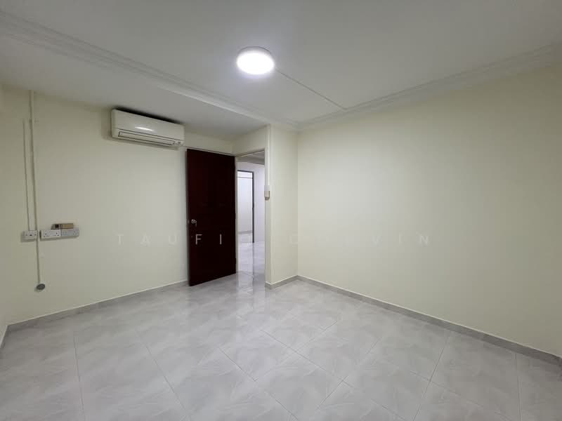 530 Bedok North Street 3, 530 Bedok North Street 3, Room Rental, 100 sqft, HDB Flat For Rent, by Taufiq Corvin, 500157936 - Interior - PropertyGuru.com.sg