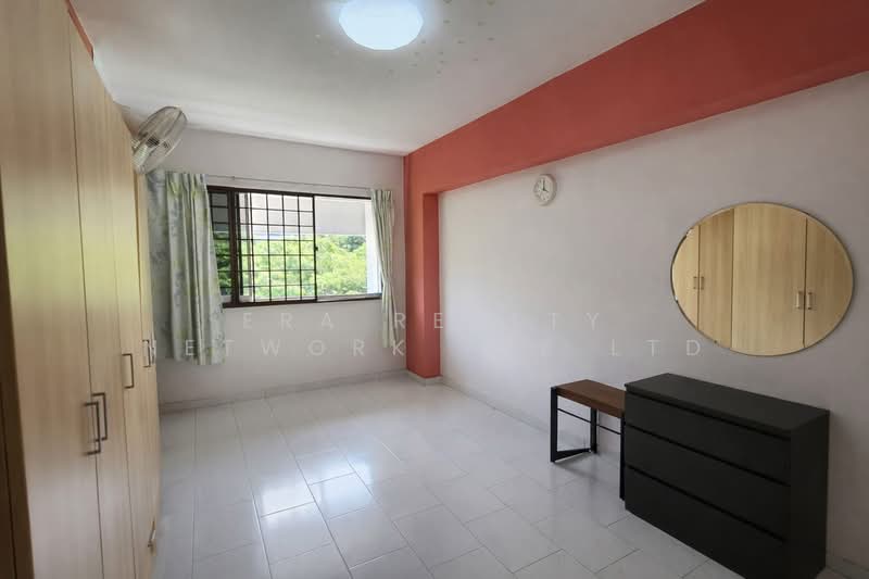 486 Pasir Ris Drive 4, 486 Pasir Ris Drive 4, 4 Bedrooms, 1,335 sqft, HDB Flat For Sale, by MARTIN, 500157940 - Bedroom - PropertyGuru.com.sg