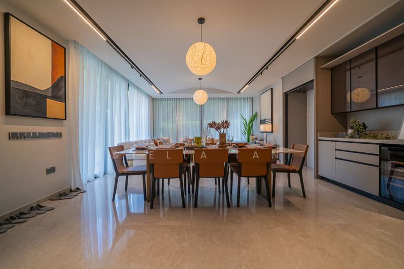Villas @ Greenbank Park, 50 Greenbank Park, 6 Bedrooms, 5,446 sqft, Semi-Detached House For Sale, by Stella Tan, 500157961 - Dining Room - PropertyGuru.com.sg