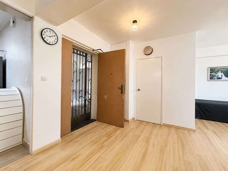 233B Sumang Lane, 233B Sumang Lane, 3 Bedrooms, 1,001 sqft, HDB Flat For Sale, by Andy Ong, 500157965 - Entrance - PropertyGuru.com.sg