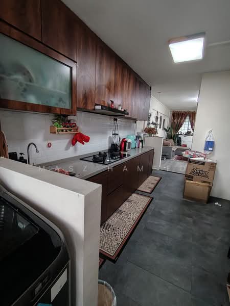 492 Jurong West Street 41, 492 Jurong West Street 41, 2 Bedrooms, 688 sqft, HDB Flat For Sale, by Masz Hameed, 500157970 - Kitchen - PropertyGuru.com.sg