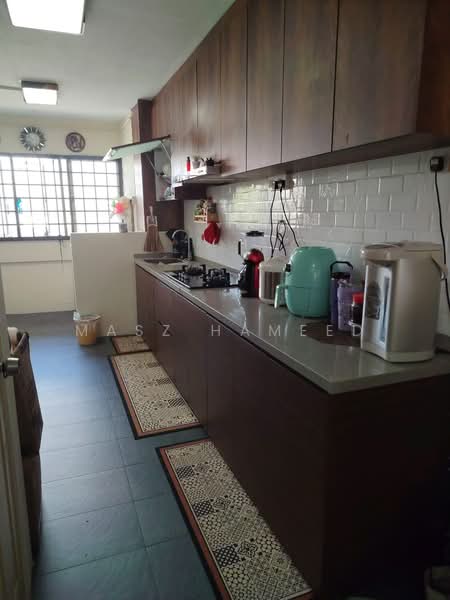 492 Jurong West Street 41, 492 Jurong West Street 41, 2 Bedrooms, 688 sqft, HDB Flat For Sale, by Masz Hameed, 500157970 - Kitchen - PropertyGuru.com.sg