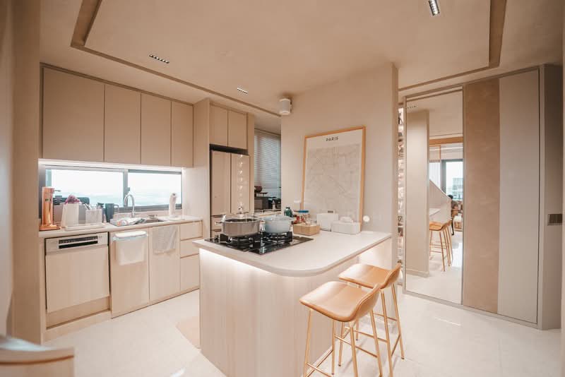 Parc Botannia, 16 Fernvale Street, 3 Bedrooms, 1,130 sqft, Condominium For Sale, by Jonathan Phay, 500157971 - Kitchen - PropertyGuru.com.sg