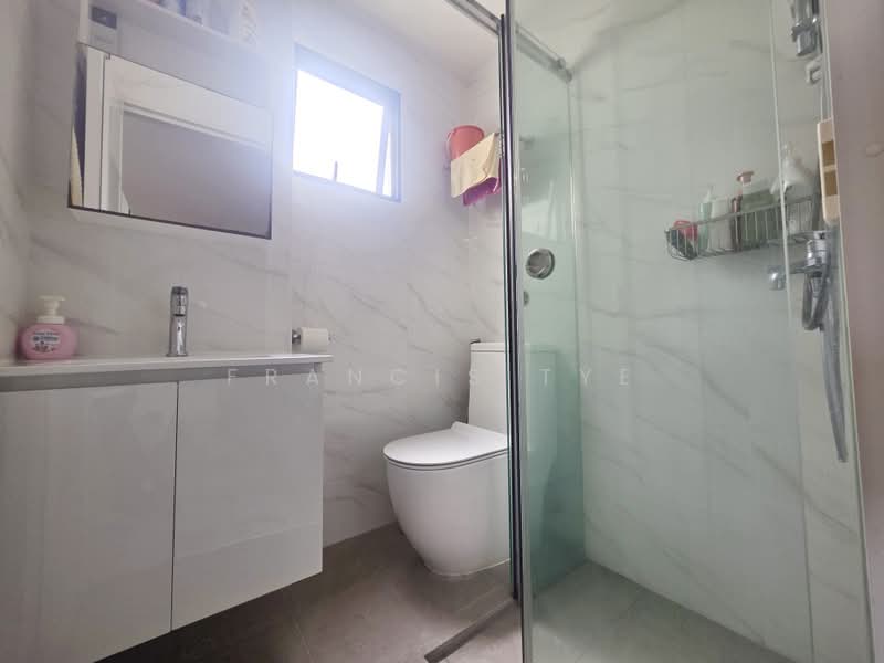 Grande Vista, 2 Cactus Drive, 5 Bedrooms, 3,412 sqft, Condominium For Sale, by Francis Tye, 500157972 - Bathroom - PropertyGuru.com.sg