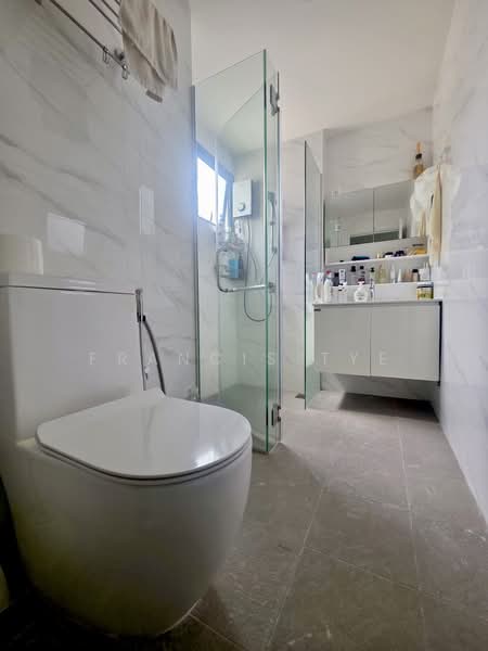 Grande Vista, 2 Cactus Drive, 5 Bedrooms, 3,412 sqft, Condominium For Sale, by Francis Tye, 500157972 - Bathroom - PropertyGuru.com.sg