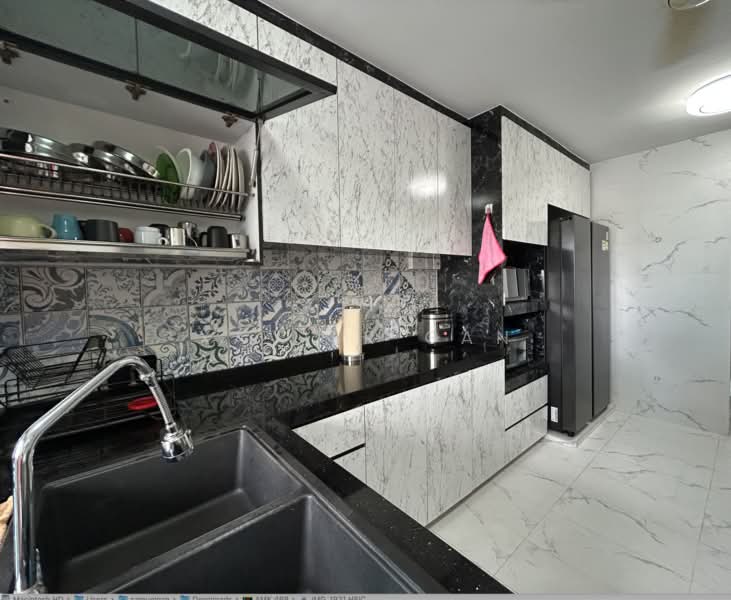 468 Ang Mo Kio Avenue 10, 468 Ang Mo Kio Avenue 10, Room Rental, 300 sqft, HDB Flat For Rent, by Xavier Gan, 500157973 - Kitchen - PropertyGuru.com.sg