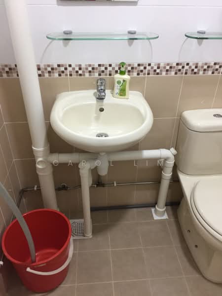 738 Yishun Street 72, 738 Yishun Street 72, 3 Bedrooms, 1,098 sqft, HDB Flat For Rent, by Carol Lim, 500157978 - Bathroom - PropertyGuru.com.sg