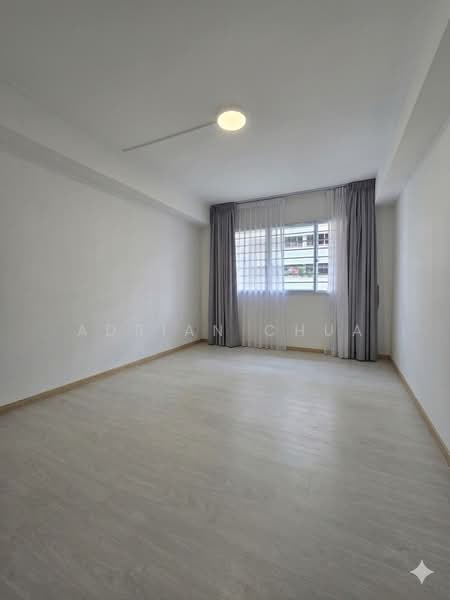 235 Bishan Street 22, 235 Bishan Street 22, 3 Bedrooms, 1,130 sqft, HDB Flat For Sale, by Adrian Chua, 500157992 - Common Room 1 - PropertyGuru.com.sg