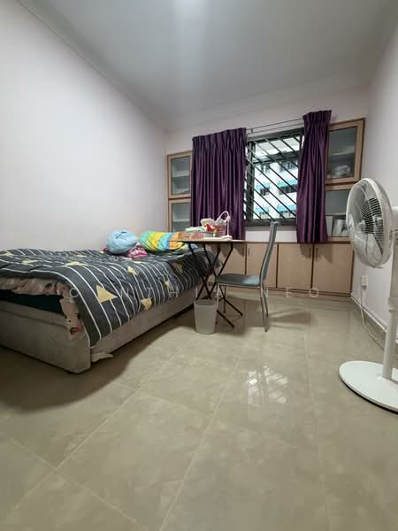 454 Choa Chu Kang Avenue 4, 454 Choa Chu Kang Avenue 4, 3 Bedrooms, 1,324 sqft, HDB Flat For Sale, by Cynthia Neo, 500157999 - Bedroom - PropertyGuru.com.sg