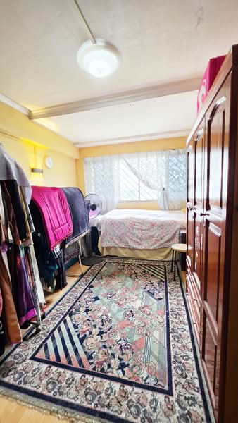 621 Bedok Reservoir Road, 621 Bedok Reservoir Road, 3 Bedrooms, 1,302 sqft, HDB Flat For Sale, by Ina Sultan, 500158001 - Bedroom - PropertyGuru.com.sg