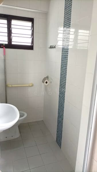 279 Yishun Street 22, 279 Yishun Street 22, Room Rental, 120 sqft, HDB Flat For Rent, by Steven Choo, 500158008 - Bathroom - PropertyGuru.com.sg