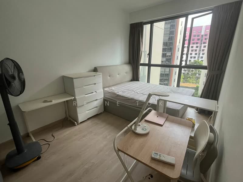 Affinity At Serangoon, , 2 Bedrooms, 753 sqft, Condominium For Rent, by Reene Tok, 500158009 - Bedroom - PropertyGuru.com.sg