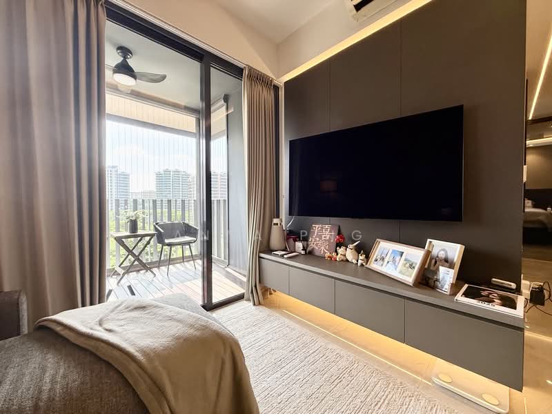 Grandeur Park Residences, 11 Bedok South Avenue 3, 3 Bedrooms, 883 sqft, Condominium For Sale, by Anna Png, 500158012 - Living Room - PropertyGuru.com.sg