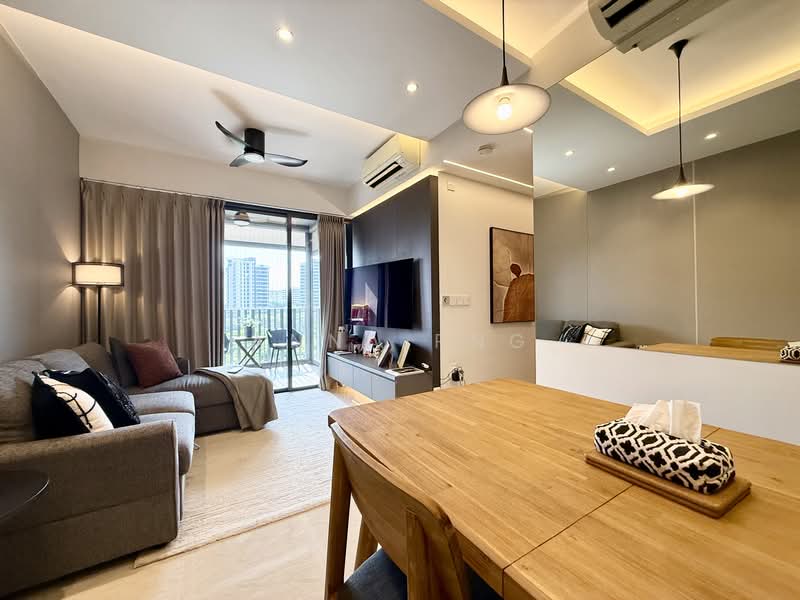 Grandeur Park Residences, 11 Bedok South Avenue 3, 3 Bedrooms, 883 sqft, Condominium For Sale, by Anna Png, 500158012 - Living Room - PropertyGuru.com.sg