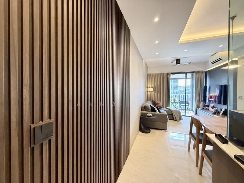 Grandeur Park Residences, 11 Bedok South Avenue 3, 3 Bedrooms, 883 sqft, Condominium For Sale, by Anna Png, 500158012 - Living Room - PropertyGuru.com.sg