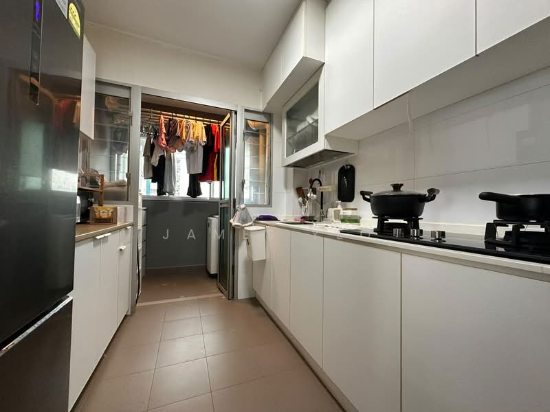 117B Jalan Tenteram, 117B Jalan Tenteram, 2 Bedrooms, 721 sqft, HDB Flat For Sale, by James Yeo, 500158014 - Kitchen - PropertyGuru.com.sg