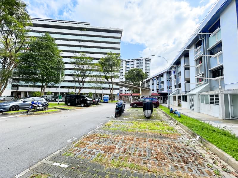 468 Ang Mo Kio Avenue 10, 468 Ang Mo Kio Avenue 10, Room Rental, 350 sqft, HDB Flat For Rent, by Faith Huang 黄愛雁, 500158015 - Exterior - PropertyGuru.com.sg