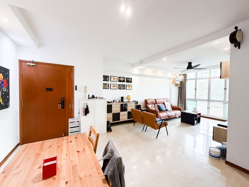 Lilydale, 550 Yishun Ave 6, 3 Bedrooms, 1,195 sqft, Condominium For Sale, by Shirlene Ang, 500158016 - Living Room - PropertyGuru.com.sg