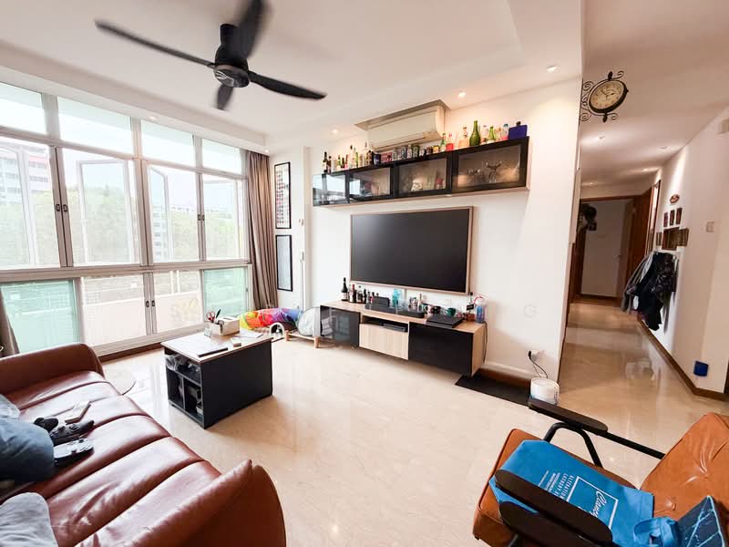 Lilydale, 550 Yishun Ave 6, 3 Bedrooms, 1,195 sqft, Condominium For Sale, by Shirlene Ang, 500158016 - Living Room - PropertyGuru.com.sg
