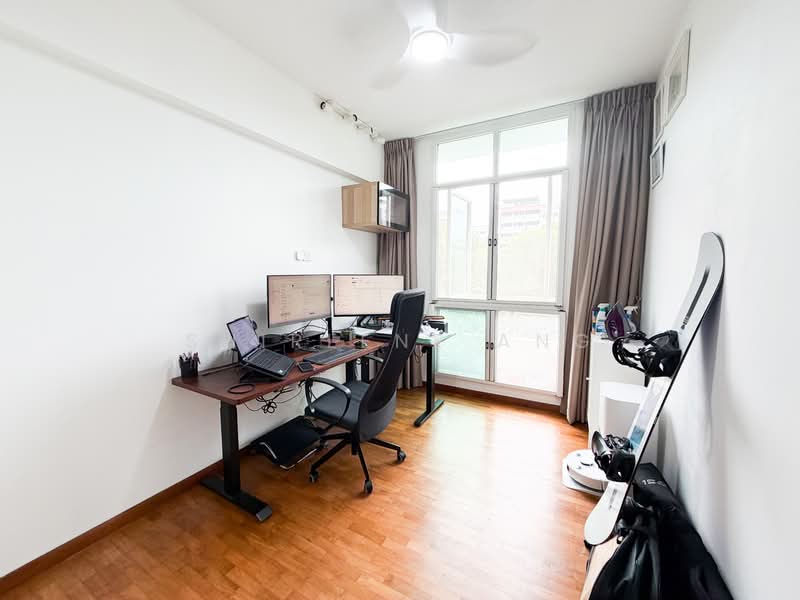 Lilydale, 550 Yishun Ave 6, 3 Bedrooms, 1,195 sqft, Condominium For Sale, by Shirlene Ang, 500158016 - Study - PropertyGuru.com.sg