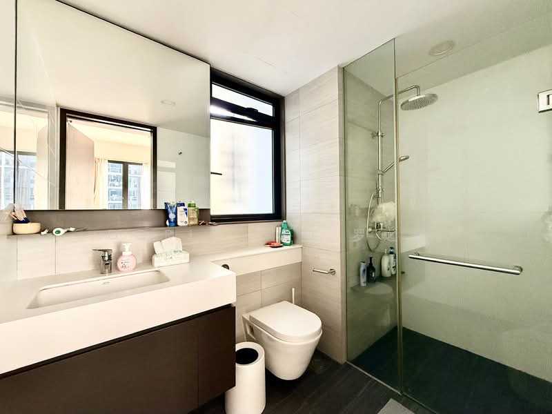 Botanique at Bartley, 223 Upper Paya Lebar Road, 2 Bedrooms, 732 sqft, Condominium For Sale, by Doris Luo 罗之涵, 500158029 - Master Bathroom - PropertyGuru.com.sg