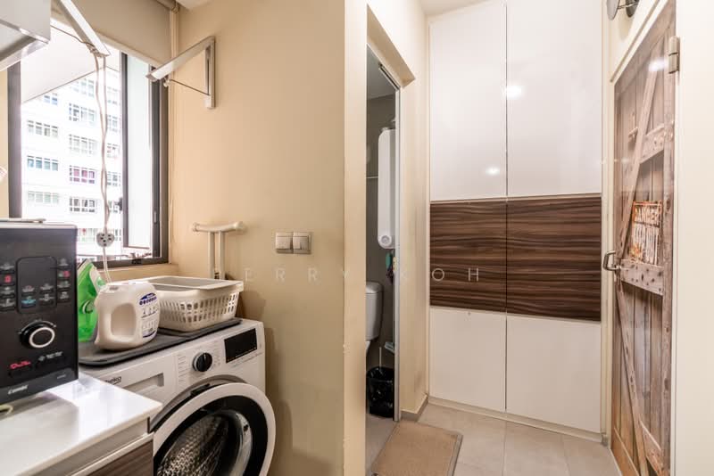 The Terrace, 88 Edgedale Plains, 3 Bedrooms, 1,076 sqft, Executive Condominium For Sale, by Perry Koh, 500158038 - Yard - PropertyGuru.com.sg