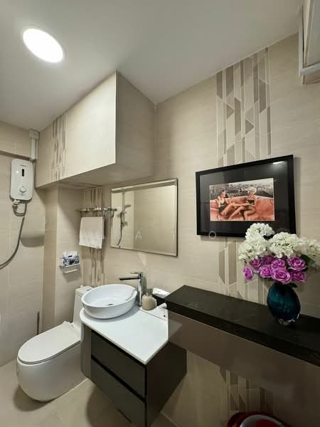 103 Jalan Rajah, 103 Jalan Rajah, 3 Bedrooms, 1,453 sqft, HDB Flat For Sale, by Ena Teo, 500158045 - Bathroom - PropertyGuru.com.sg