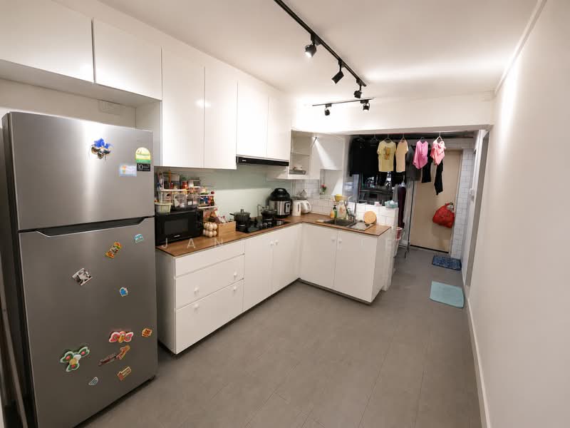 129 Kim Tian Road, 129 Kim Tian Road, 3 Bedrooms, 947 sqft, HDB Flat For Rent, by Janice Lee, 500158052 - Kitchen - PropertyGuru.com.sg