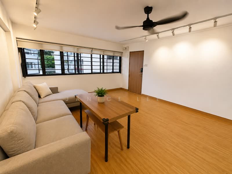 129 Kim Tian Road, 129 Kim Tian Road, 3 Bedrooms, 947 sqft, HDB Flat For Rent, by Janice Lee, 500158052 - Living Room - PropertyGuru.com.sg