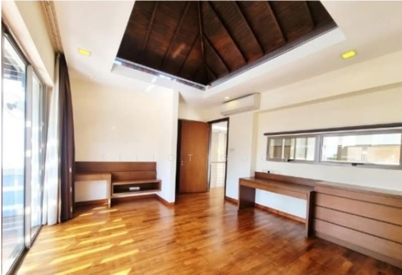 2 Story Balinese style house for rent near Bayshore!, Jalan Remis, 4 Bedrooms, 3,821 sqft, Semi-Detached House For Rent, by Elliot Goon, 500158055 - Bedroom - PropertyGuru.com.sg