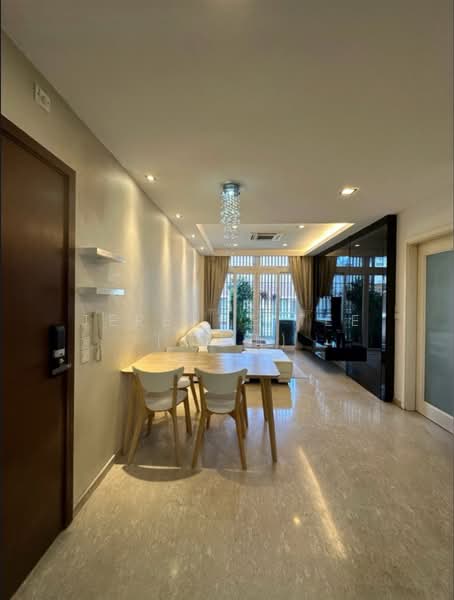 Espira Suites, 92 Lorong G Telok Kurau, 2 Bedrooms, 1,206 sqft, Condominium For Sale, by Terence Tee (郑志翔), 500158056 - Living Room - PropertyGuru.com.sg