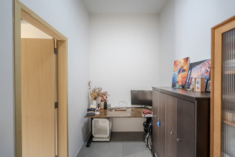 Boathouse Residences, 33 Upper Serangoon View, 1 Bedroom, 710 sqft, Condominium For Sale, by Wayne Ong, 500158060 - Study - PropertyGuru.com.sg