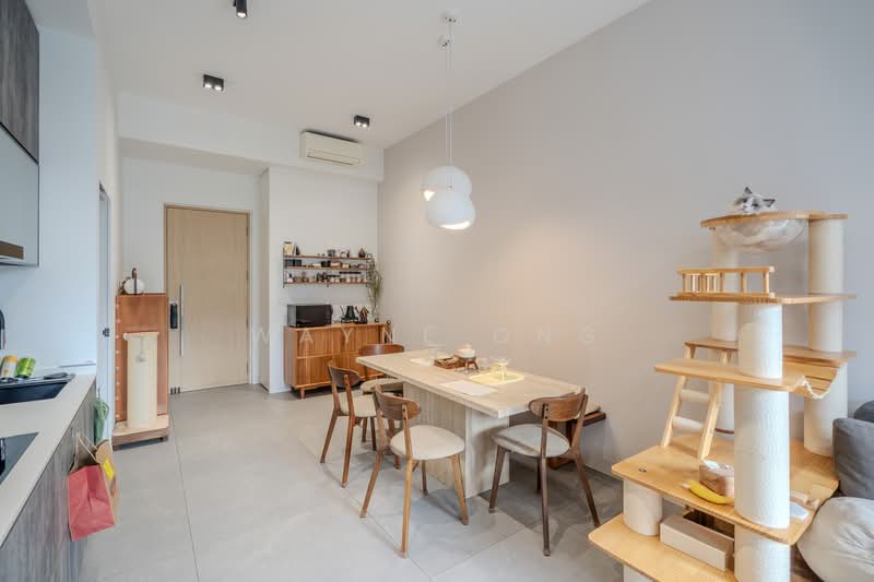 Boathouse Residences, 33 Upper Serangoon View, 1 Bedroom, 710 sqft, Condominium For Sale, by Wayne Ong, 500158060 - Dining Room - PropertyGuru.com.sg