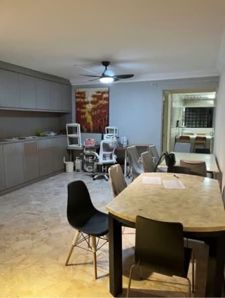 381 Clementi Avenue 5, 381 Clementi Avenue 5, 3 Bedrooms, 990 sqft, HDB Flat For Sale, by Lee Kiat Chin, 500158062 - PropertyGuru.com.sg