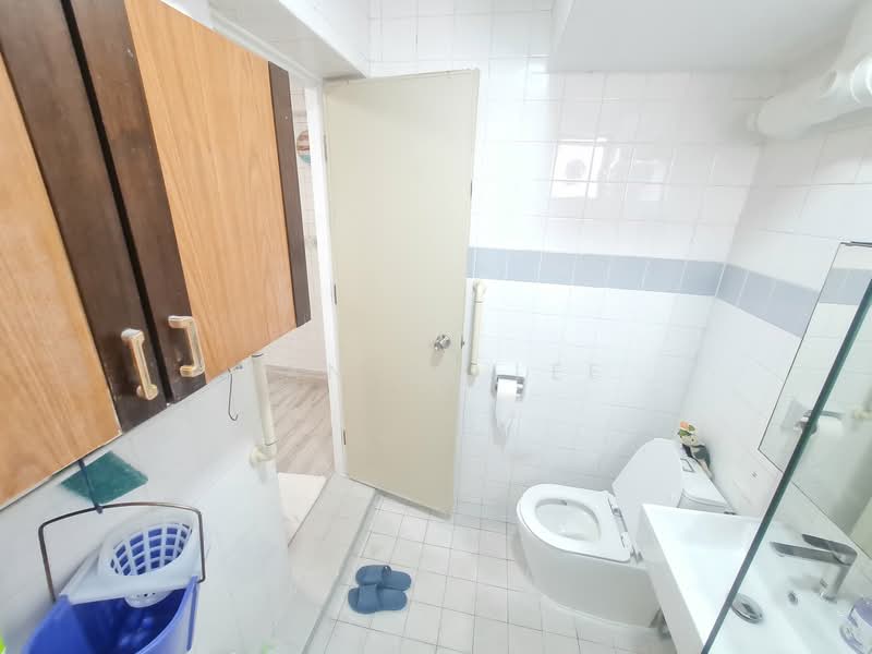 48 Telok Blangah Drive, 48 Telok Blangah Drive, Room Rental, 150 sqft, HDB Flat For Rent, by Janice Lee, 500158066 - Bathroom - PropertyGuru.com.sg