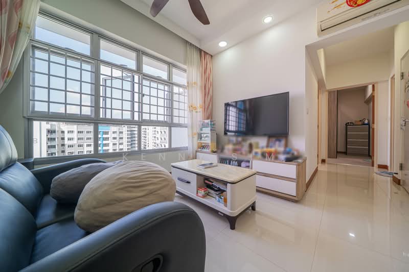 878A Tampines Avenue 8, 878A Tampines Avenue 8, 2 Bedrooms, 732 sqft, HDB Flat For Sale, by Kenny Sim, 500158071 - Living Room - PropertyGuru.com.sg