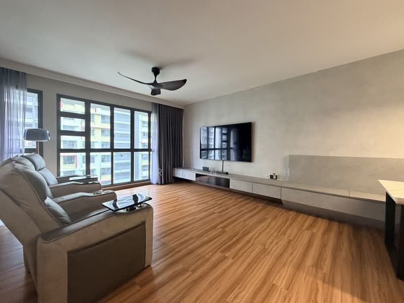663C Tampines Street 64, 663C Tampines Street 64, 1 Bedroom, 1,001 sqft, HDB Flat For Rent, by Pearlyn Koh, 500158078 - Living Room - PropertyGuru.com.sg