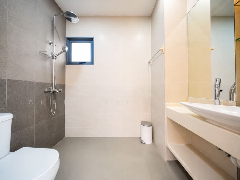 Riverside Melodies, 26A Saint Michael's Road, 2 Bedrooms, 1,076 sqft, Apartment For Sale, by Chanel Ariel Chan, 500158079 - Bathroom - PropertyGuru.com.sg