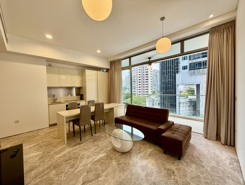 The Laurels @ Cairnhill Road, 38 Cairnhill Road, 2 Bedrooms, 883 sqft, Condominium For Sale, by Elaine Goh, 500158081 - Living Room - PropertyGuru.com.sg