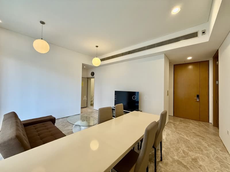 The Laurels @ Cairnhill Road, 38 Cairnhill Road, 2 Bedrooms, 883 sqft, Condominium For Sale, by Elaine Goh, 500158081 - Living Room - PropertyGuru.com.sg