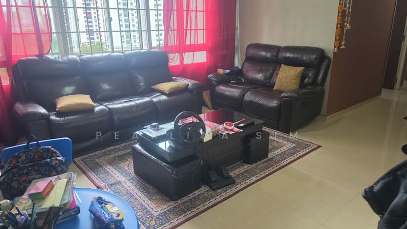 126A Kim Tian Road, 126A Kim Tian Road, Room Rental, 130 sqft, HDB Flat For Rent, by Pearlina Sim, 500158095 - Living Room - PropertyGuru.com.sg