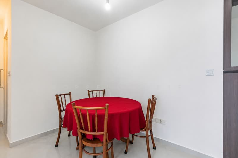 2A Upper Boon Keng Road, 2A Upper Boon Keng Road, 3 Bedrooms, 915 sqft, HDB Flat For Sale, by Kit Toh, 500158096 - Dining Room - PropertyGuru.com.sg