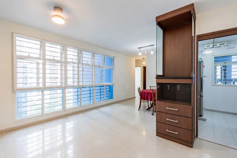 2A Upper Boon Keng Road, 2A Upper Boon Keng Road, 3 Bedrooms, 915 sqft, HDB Flat For Sale, by Kit Toh, 500158096 - Living Room - PropertyGuru.com.sg