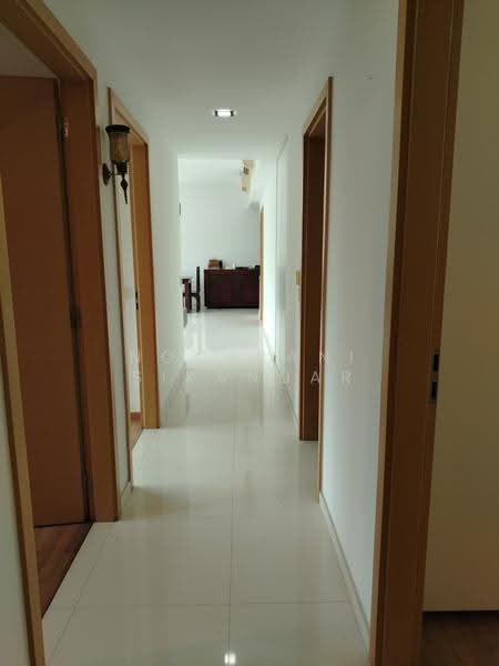 Livia, 71 Pasir Ris Grove, Pasir Ris / Tampines, 4 Bedrooms, 1,539 sqft, Condominium For Rent, by Noorbani Sikandar, 500158097 - Corridor - PropertyGuru.com.sg