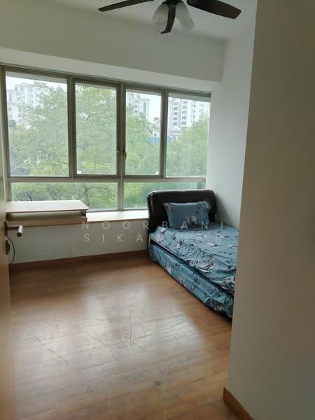 Livia, 71 Pasir Ris Grove, Pasir Ris / Tampines, 4 Bedrooms, 1,539 sqft, Condominium For Rent, by Noorbani Sikandar, 500158097 - Bedroom 4 - PropertyGuru.com.sg