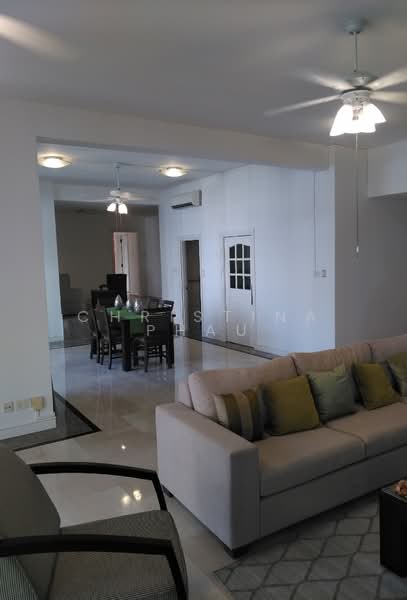 Leonie Condotel, 2 Leonie Hill Road, 4 Bedrooms, 2,715 sqft, Condominium For Rent, by Christina Phau, 500158099 - Living Room - PropertyGuru.com.sg