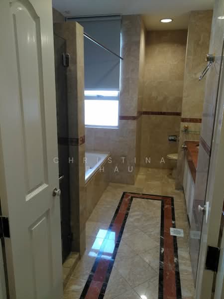 Leonie Condotel, 2 Leonie Hill Road, 4 Bedrooms, 2,715 sqft, Condominium For Rent, by Christina Phau, 500158099 - Bathroom - PropertyGuru.com.sg