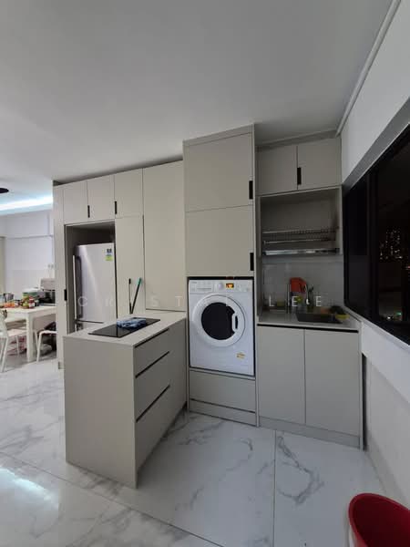 141 Jalan Bukit Merah, 141 Jalan Bukit Merah, Room Rental, 110 sqft, HDB Flat For Rent, by Cristal Lee, 500158106 - Kitchen - PropertyGuru.com.sg