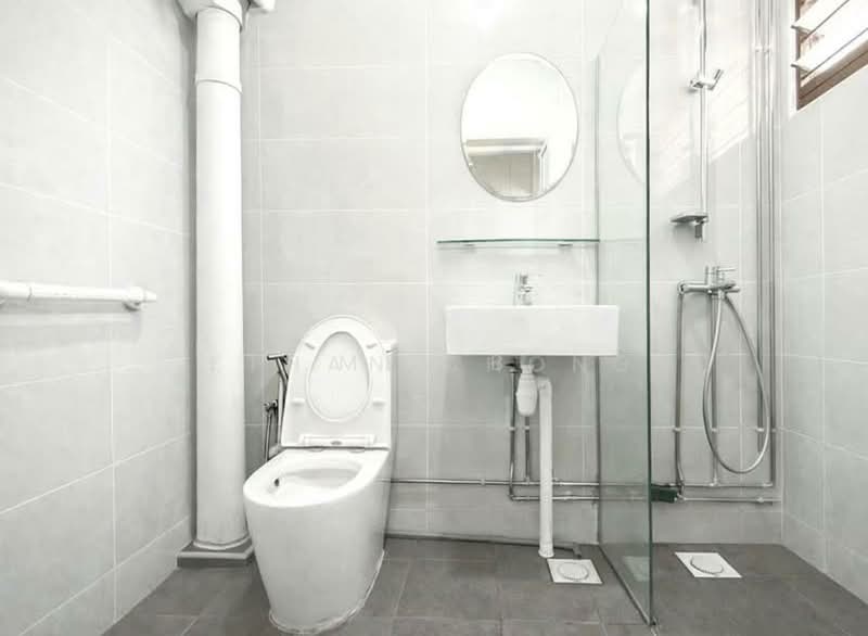 276 Bangkit Road, 276 Bangkit Road, 4 Bedrooms, 1,528 sqft, HDB Flat For Sale, by Mel B, 500158108 - Bathroom - PropertyGuru.com.sg